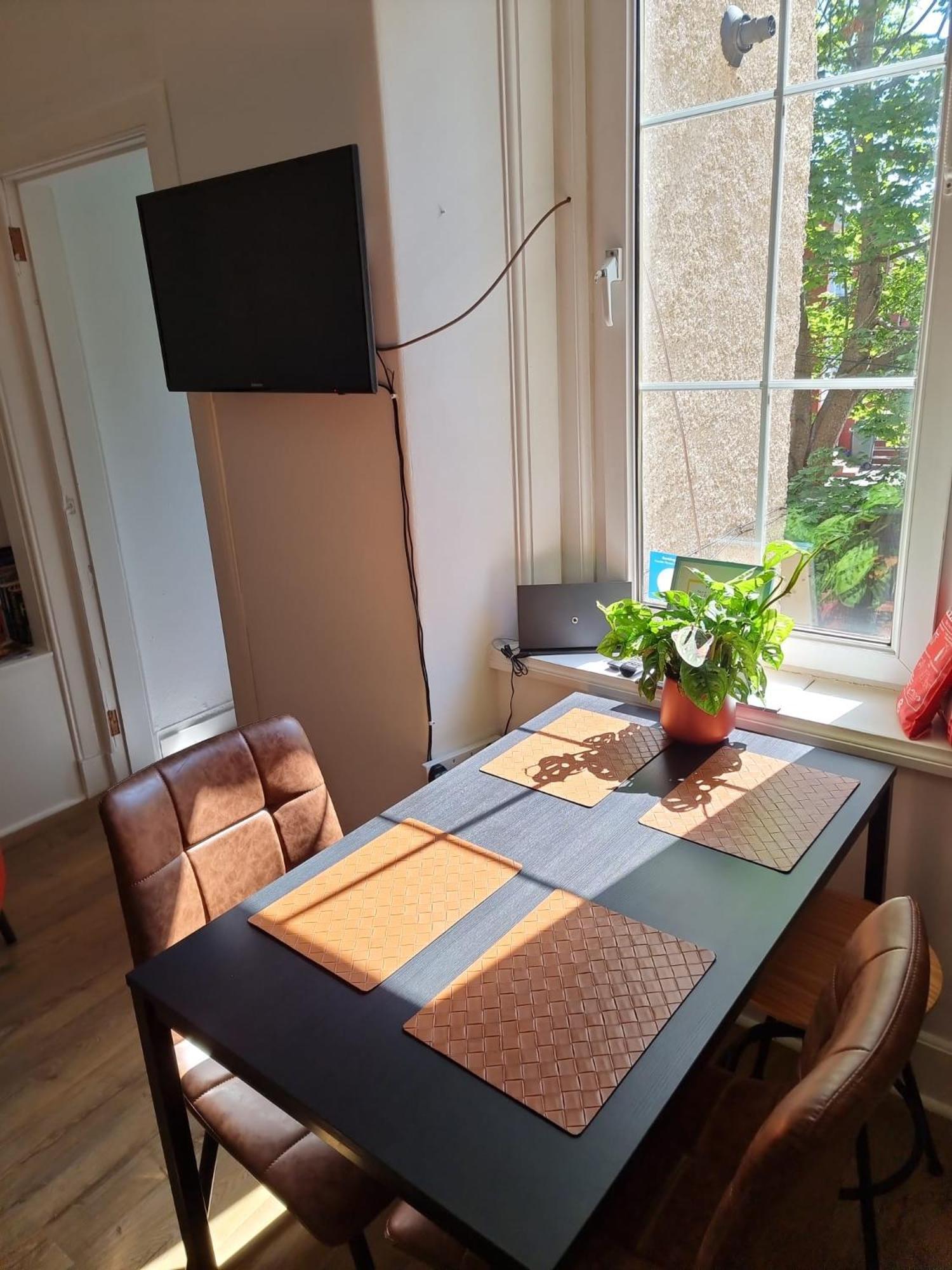 Charming Victorian Apartment, Close To Centre Inverness Exteriör bild