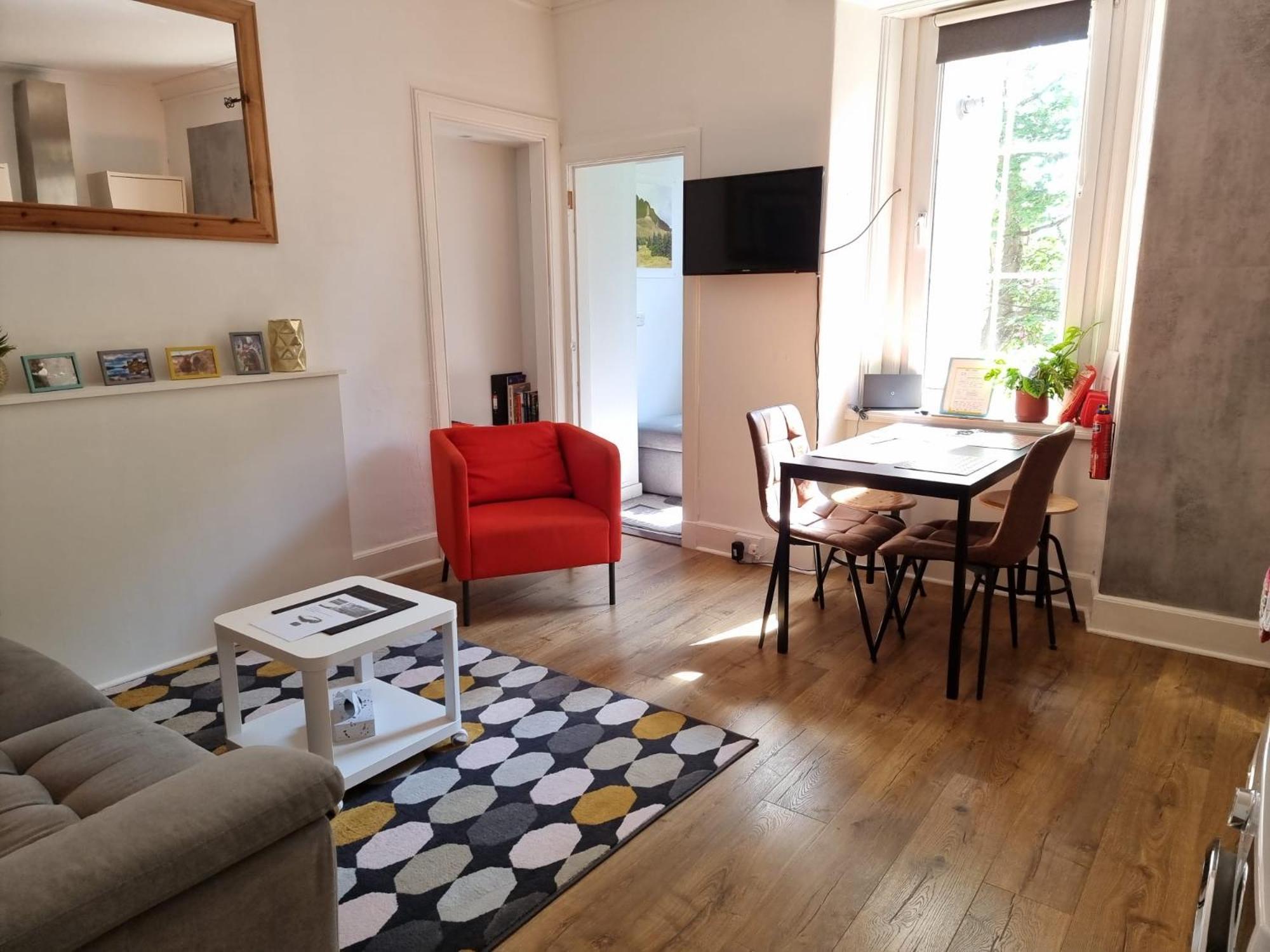 Charming Victorian Apartment, Close To Centre Inverness Exteriör bild